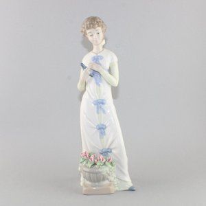 Vintage Nadal Handcrafted Spanish Porcelain Girl Women w/ Flower Figurine 10 ½"